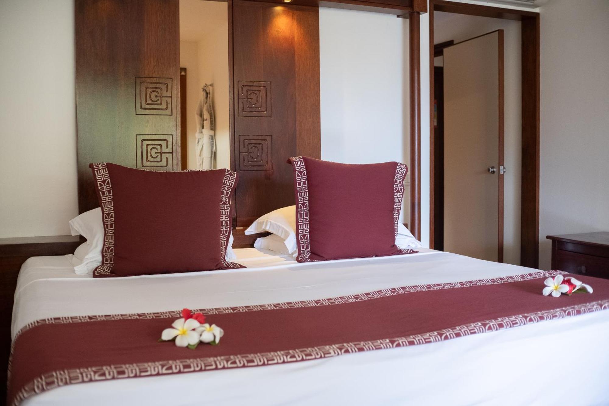มานาวา บีช รีสอร์ต แอนด์ สปา - มัวเรีย Hotel Maharepa  ภายนอก รูปภาพ